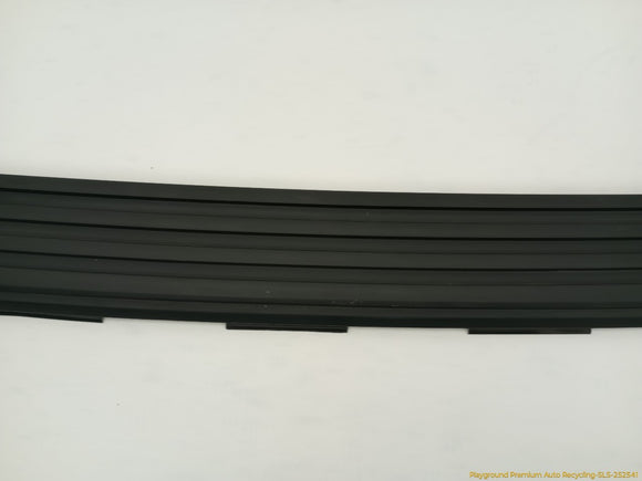 Land Rover LR4 Rear Upper Bumper Scuff Plate Trim
