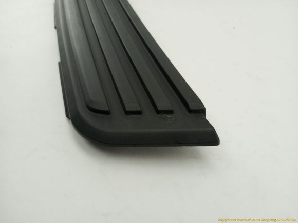 Land Rover LR4 Rear Upper Bumper Scuff Plate Trim