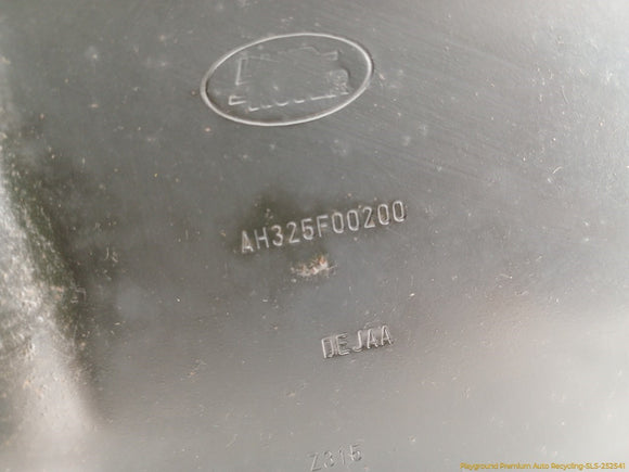 Land Rover LR4 Engine Skid Plate