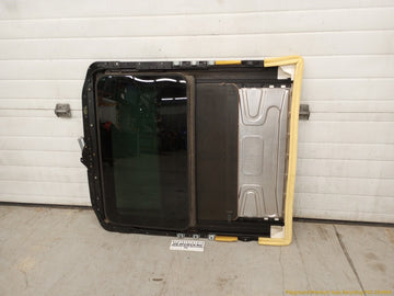 BMW 323i Sunroof Assembly