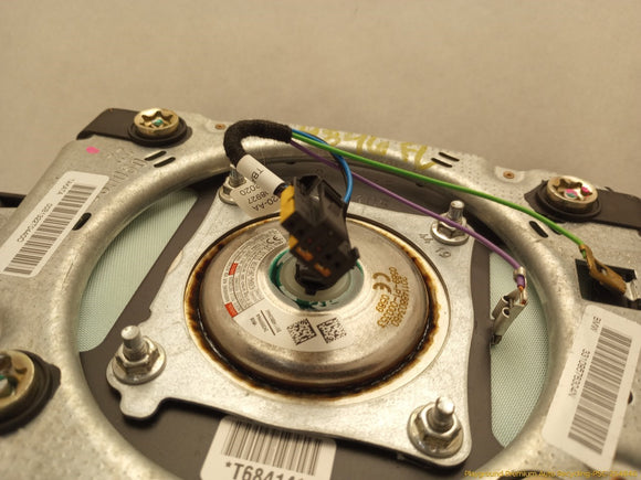 BMW 323i Steering Wheel Airbag