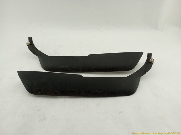 Land Rover LR4 Pair Of Front Side Bumper Mudguard Cover