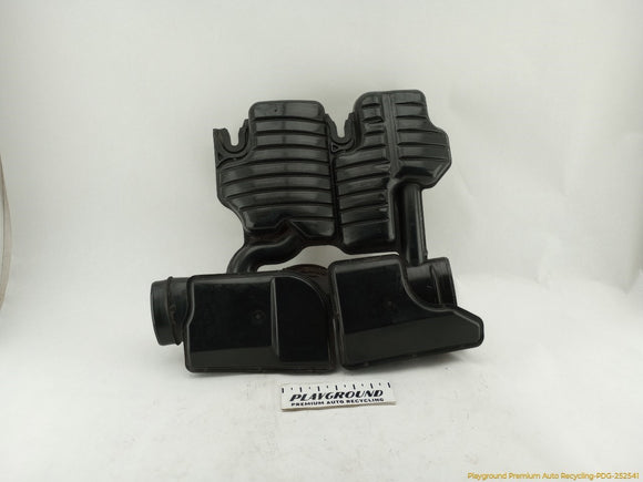 Land Rover LR4 Air Cleaner Resonator