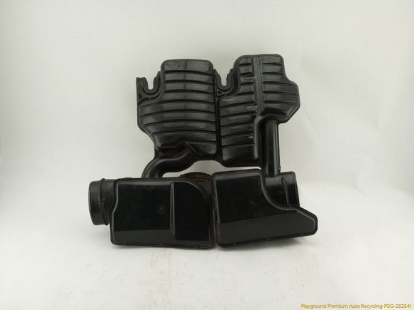Land Rover LR4 Air Cleaner Resonator
