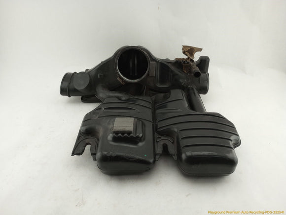 Land Rover LR4 Air Cleaner Resonator