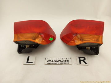 BMW 323i Pair Of Rear Outer Tail Lamp