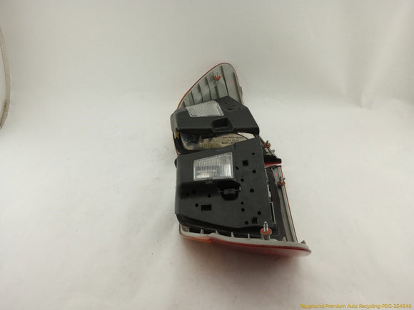 BMW 323i Pair Of Rear Outer Tail Lamp