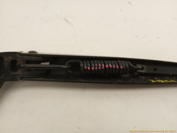 Land Rover LR4 Pair Of Front Wiper Arm