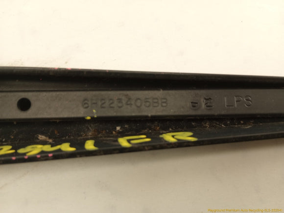 Land Rover LR4 Pair Of Front Wiper Arm