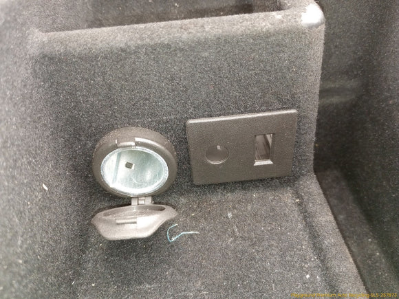 Cadillac CTS Front Center Console Armrest Storage Box