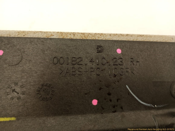 Cadillac CTS Pair Of Center Console Trim