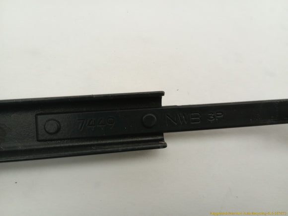 Cadillac CTS Pair Of Windshield Wiper Arm