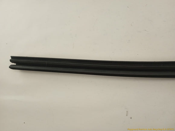 Cadillac CTS Pair Of Front Door Inner Molding