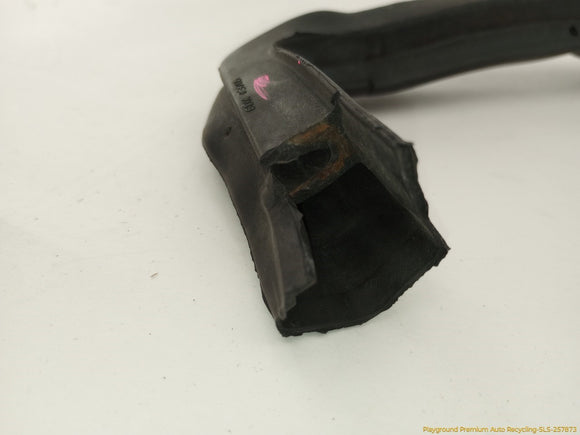 Cadillac CTS Front Hood Seal Molding