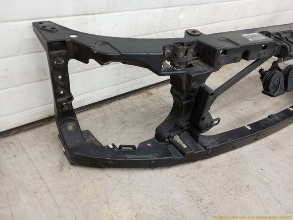Land Rover LR4 Header Panel