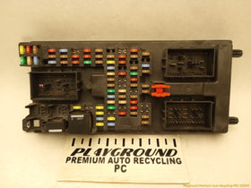 Land Rover LR4 Engine Fuse Box