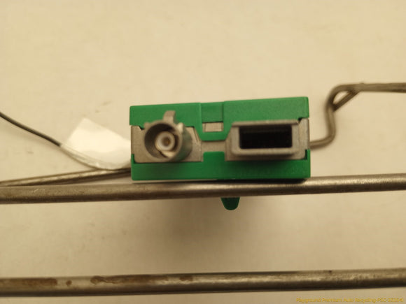 Land Rover LR4 Radio Antenna Amplifier