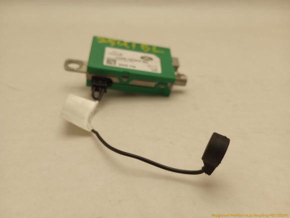 Land Rover LR4 Radio Antenna Amplifier