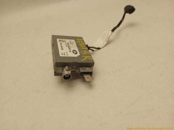 Land Rover LR4 Radio Antenna Amplifier