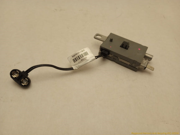 Land Rover LR4 Radio Antenna Amplifier