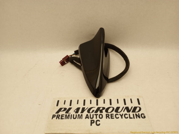 Cadillac CTS Roof Shark Antenna