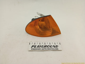 BMW 323i Passenger Right Front Turn Signal Lamp
