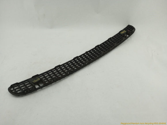 BMW 323i Front Bumper Lower Grille