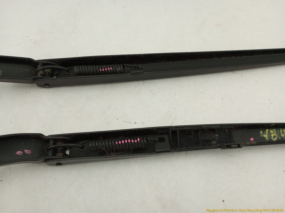 BMW 323i Pair Of Front Wiper Arm