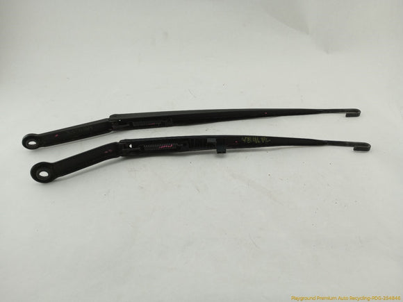 BMW 323i Pair Of Front Wiper Arm