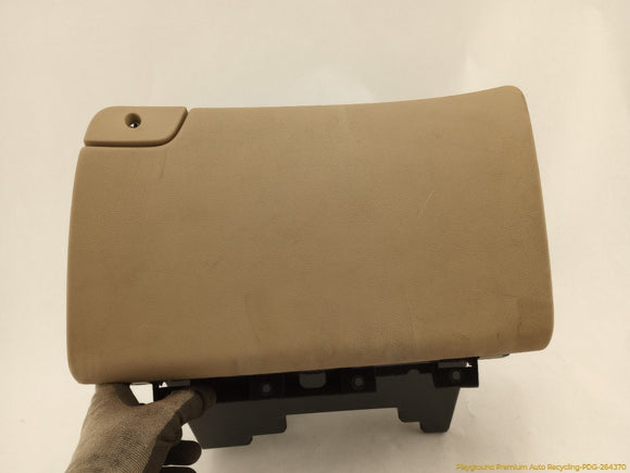 Cadillac CTS Glove Box