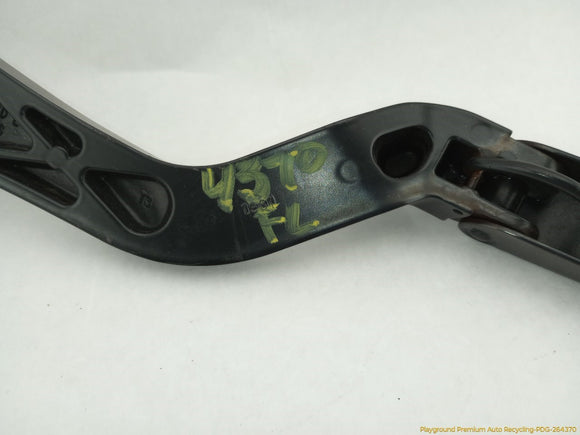 Cadillac CTS Pair Of Windshield Wiper Arm