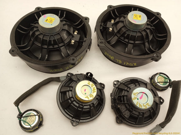 Land Rover LR4 Set Of 14 Audio Speakers