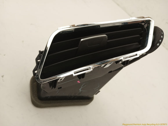 Cadillac CTS Set Of 4 Dashboard Air Vents