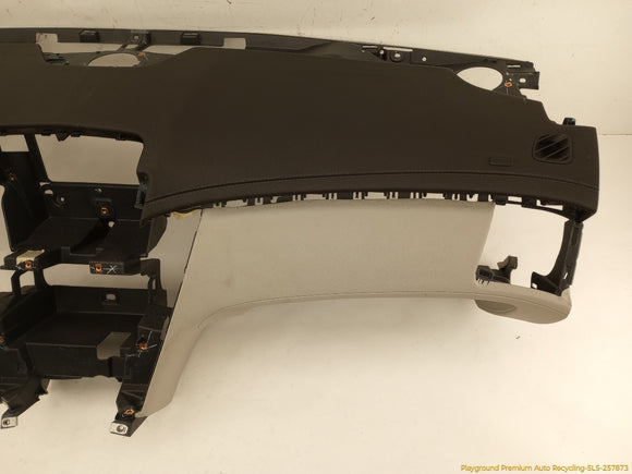 Cadillac CTS Dashboard Panel