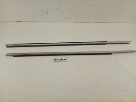 Cadillac CTS Pair Of Front Door Outer Molding