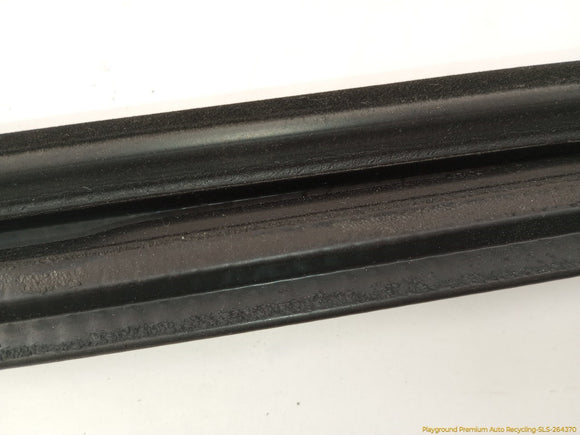 Cadillac CTS Pair Of Front Door Inner Molding