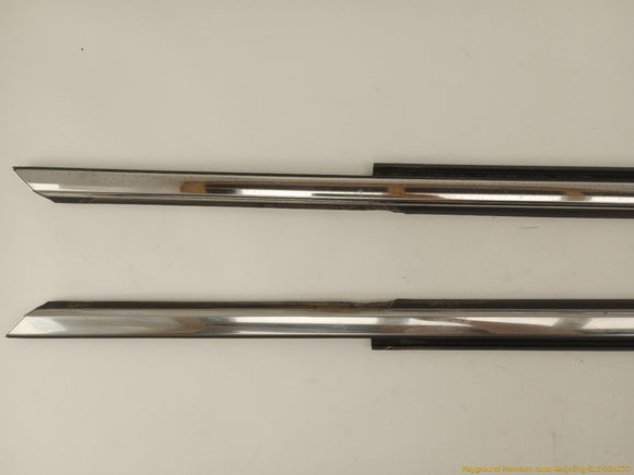 Cadillac CTS Pair Of Front Door Outer Molding