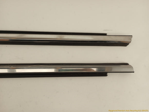 Cadillac CTS Pair Of Front Door Outer Molding