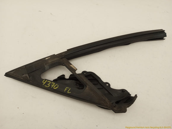 Cadillac CTS Set Of Left Front Door & Mirror Molding Seal