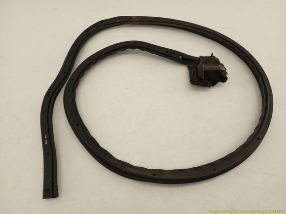 Cadillac CTS Set Of Right Front Door & Mirror Molding Seal