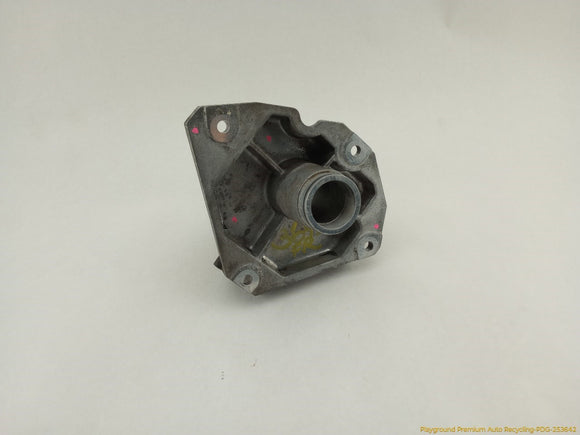 Land Rover Range Rover Passenger Right Front Axle Bearing Housing Carrier