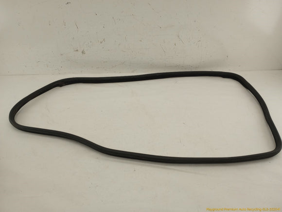 Land Rover LR4 Set Of Front & Rear Door Molding