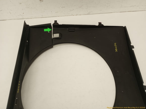 Land Rover LR4 Radiator Fan Shroud