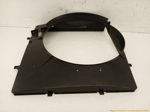 Land Rover LR4 Radiator Fan Shroud