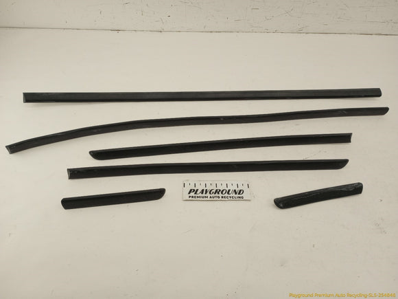 BMW 323i Set Of Side Body Molding