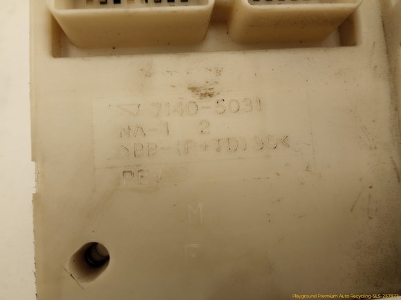 Cadillac CTS Rear Right Cabin Fuse Box