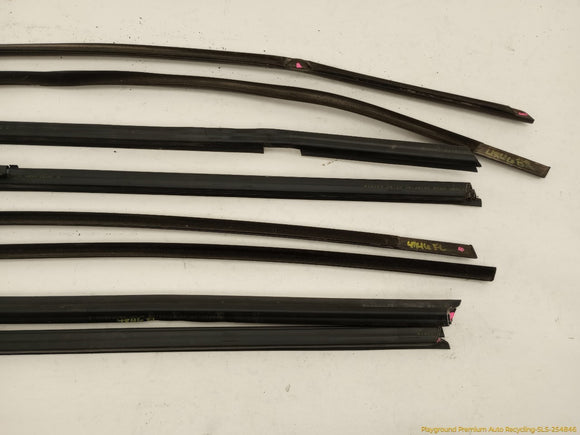 BMW 323i Set Of Exterior Window Sweep Trim