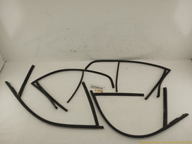 BMW 323i Set Of 4 Upper Door Seal Weatherstrips