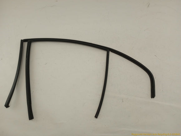 BMW 323i Set Of 4 Upper Door Seal Weatherstrips