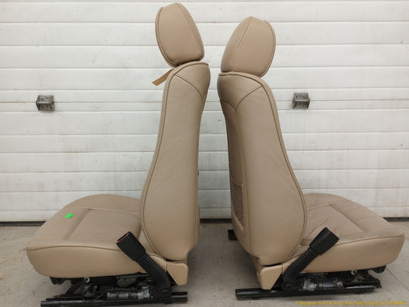 BMW 323i Pair Of Front Seat